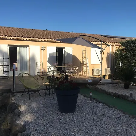 Villa Collias *